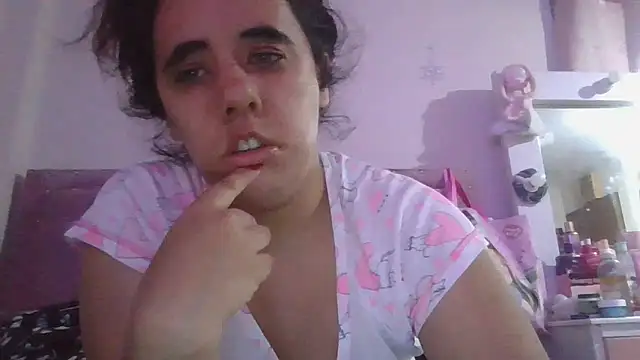 Snapshot of annarose19 chatting on April 2026 02:27:02 AM annarose19 online show from April 2026 02:27:02 AM