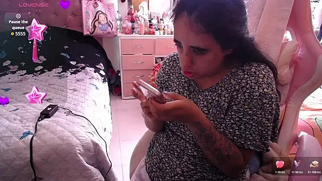 Snapshot of annarose19 chatting on July 2026 05:44:02 PM annarose19 online show from July 2026 05:44:02 PM