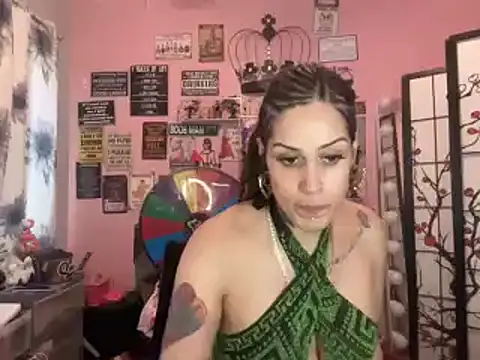 latinacubana online show from January 2025 08:36:02 PM