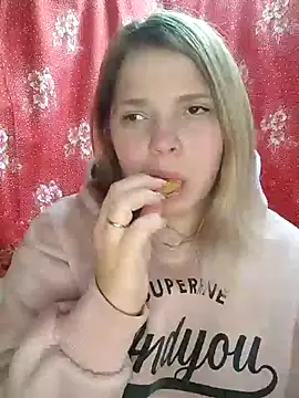 Zuli Kiska online show from December 2024 09:38:02 PM