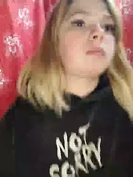 Zuli Kiska online show from February 2025 08:32:01 PM