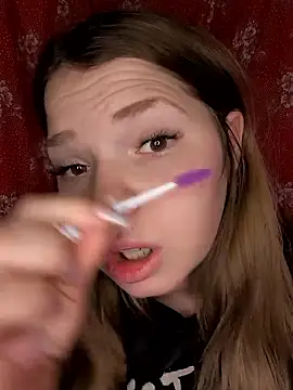 Zuli Kiska online show from December 2025 08:05:02 PM