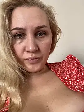 YourBlondee online show from February 2026 03:15:01 AM