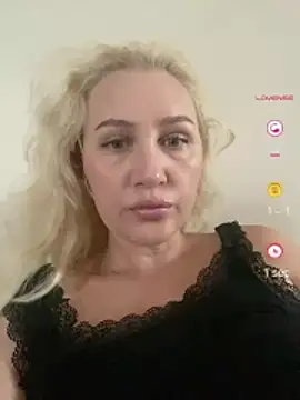 Snapshot of YourBlondee chatting on July 2026 12:51:01 AM YourBlondee online show from July 2026 12:51:01 AM