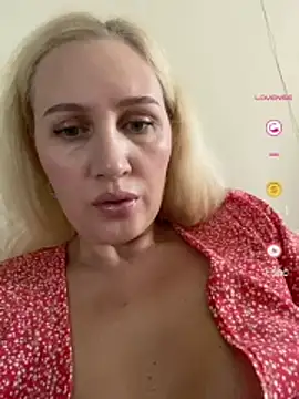 Snapshot of YourBlondee chatting on July 2026 12:16:01 AM YourBlondee online show from July 2026 12:16:01 AM