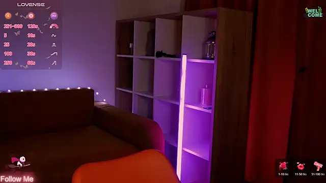 ItsAlisia online show from April 2026 12:42:01 PM