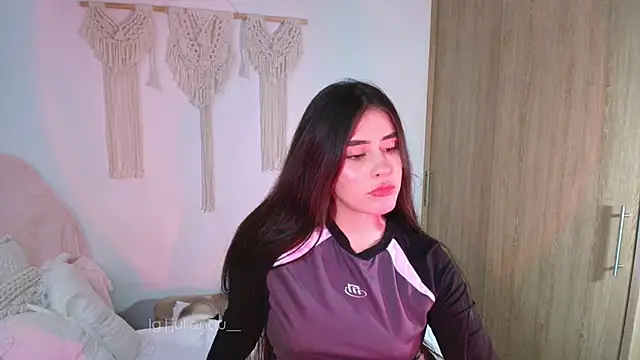 Snapshot of iriswest_ chatting on June 2026 01:28:02 AM iriswest online show from June 2026 01:28:02 AM
