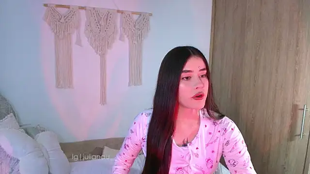 iriswest  online show from June 2026 02:32:02 AM