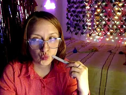 kittykalor09 online show from February 2026 03:51:02 AM