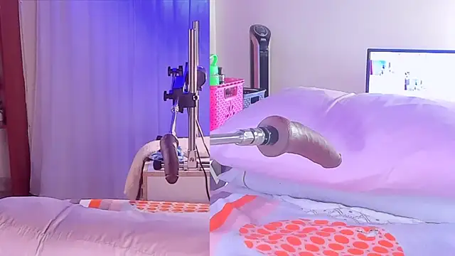 Angeli Wu  online show from February 2026 03:24:01 AM