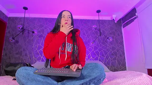 danaythamara1 online show from December 2025 10:28:02 PM