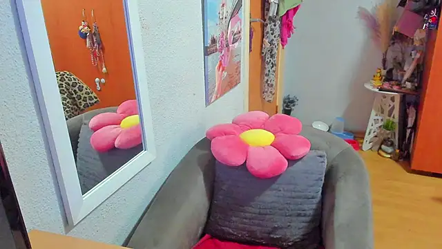 Snapshot of marie_marie03 chatting on March 2025 07:49:02 AM marie marie03 online show from March 2025 07:49:02 AM