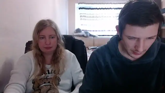 PeterAndJen online show from March 2025 04:17:01 PM