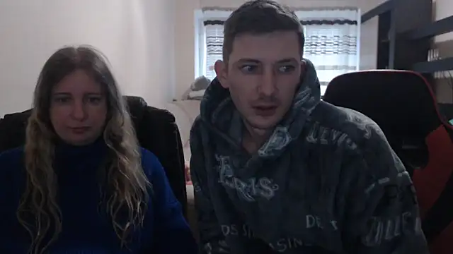 PeterAndJen online show from March 2025 04:23:02 PM