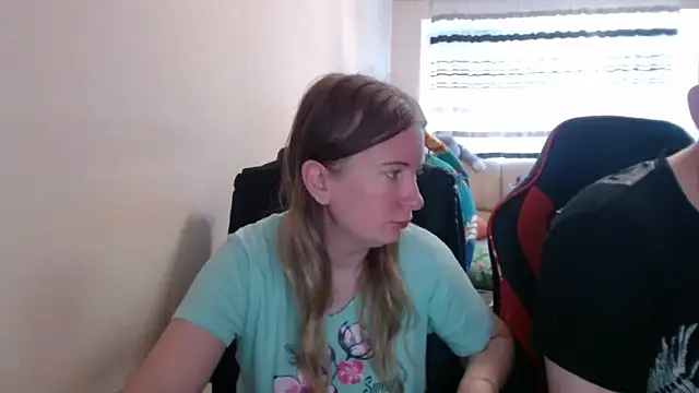 PeterAndJen online show from September 2025 05:41:01 AM