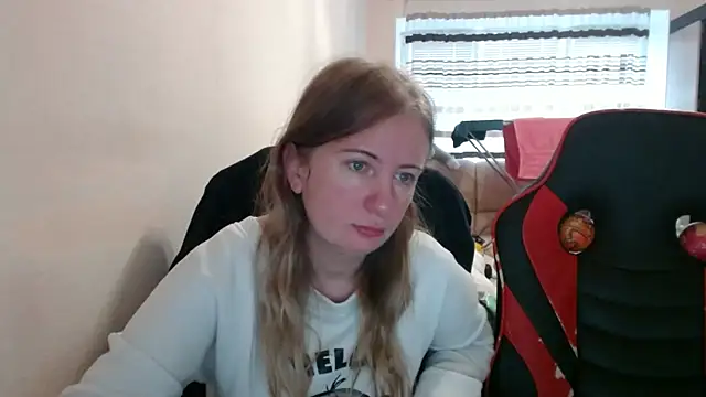 PeterAndJen online show from October 2025 07:06:01 AM