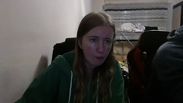 PeterAndJen online show from October 2025 07:47:01 PM