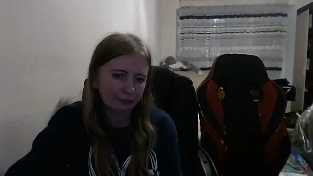 PeterAndJen online show from October 2025 07:48:01 PM