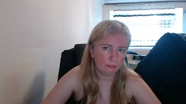 PeterAndJen online show from June 2026 05:03:02 AM