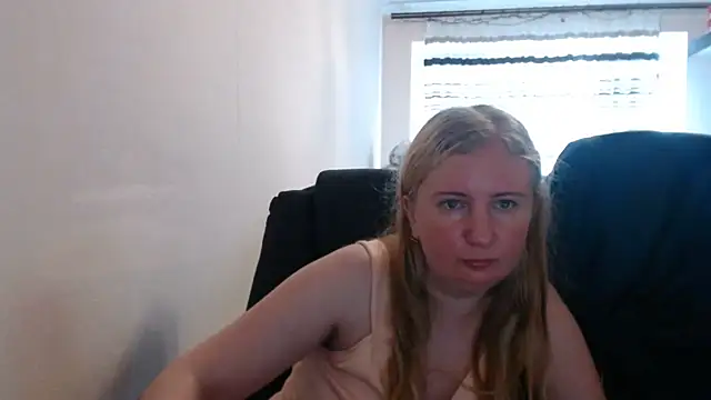 PeterAndJen online show from June 2026 04:19:02 PM