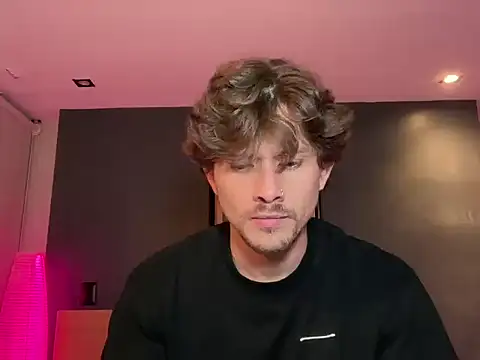 mcklister kinky feets online show from February 2026 02:37:01 AM