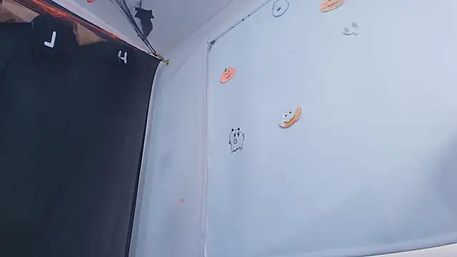 Snapshot of timkerbell_ chatting on November 2025 07:13:02 PM timkerbell online show from November 2025 07:13:02 PM