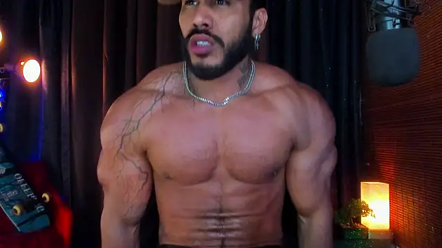 Snapshot of Artemis_Kazttman chatting on February 2025 12:30:01 AM Artemis Kazttman online show from February 2025 12:30:01 AM