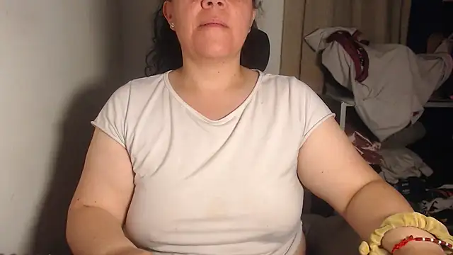 agathamiller01 online show from July 2026 02:42:02 AM