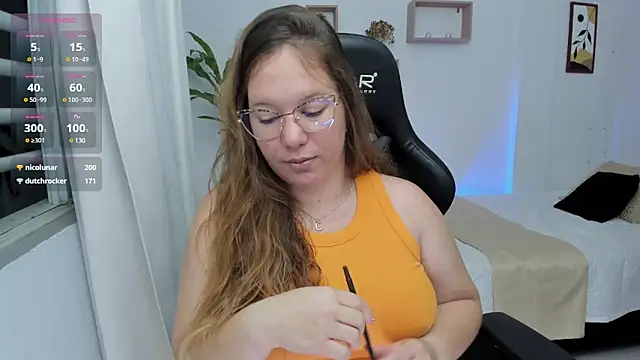 Snapshot of tamy_shine87 chatting on December 2024 04:56:02 AM tamy shine87 online show from December 2024 04:56:02 AM