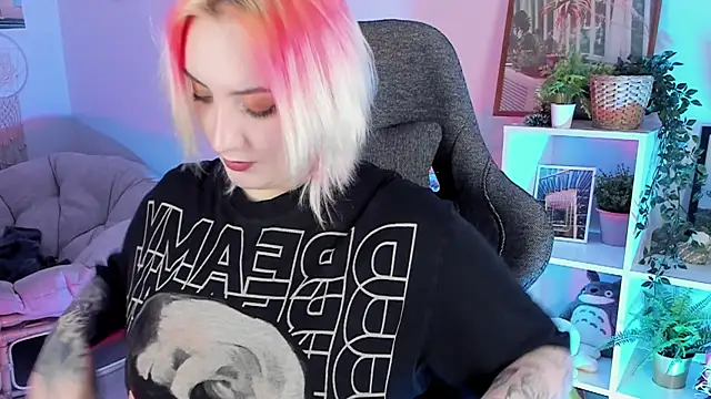 AsheLucker online show from March 2025 02:15:01 AM