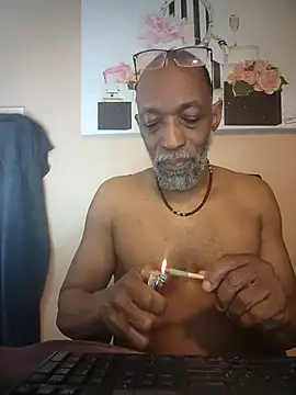 Snapshot of Lonelynudist59 chatting on May 2026 11:26:02 AM Lonelynudist59 online show from May 2026 11:26:02 AM