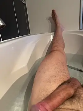 jym63 online show from December 2025 10:34:02 AM