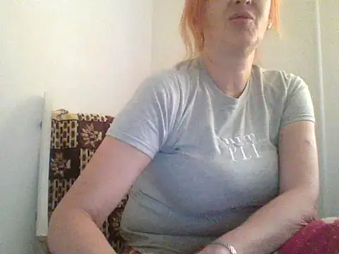 MssAngela online show from September 2025 12:10:02 PM