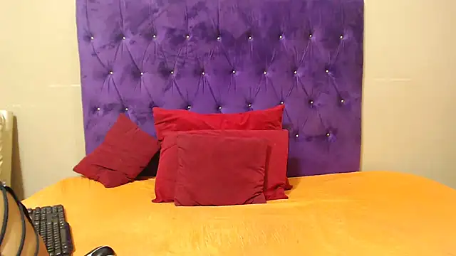 EBONYBUSTYY online show from July 2026 06:28:01 PM