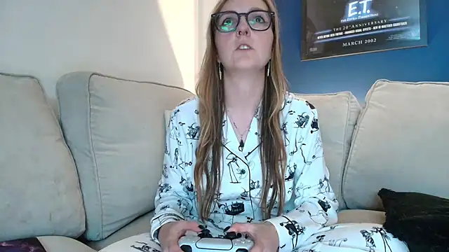 short sweetpea online show from September 2025 09:09:02 PM