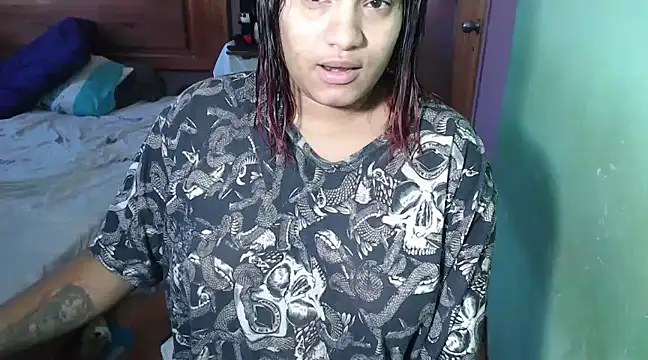 Hilarybunnyy online show from March 2025 01:48:01 PM