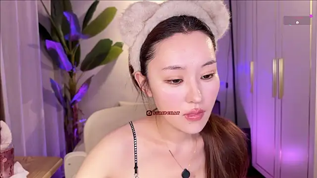 Snapshot of sphynx-_- chatting on June 2026 01:14:01 PM sphynx- - online show from June 2026 01:14:01 PM