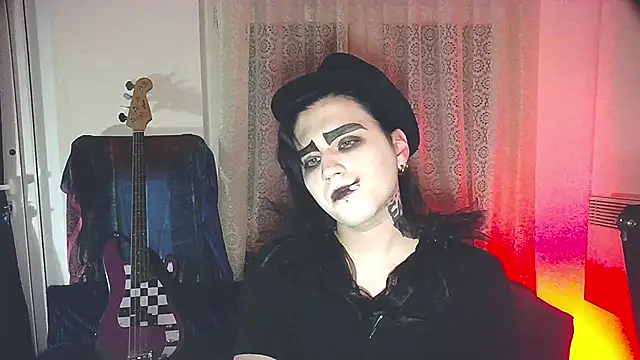 Snapshot of sademobeer chatting on January 2026 10:15:02 PM sademobeer online show from January 2026 10:15:02 PM