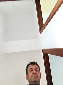 andros2712 online show from September 2025 05:49:01 PM