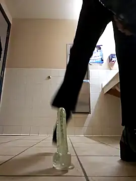 Nikkierosee online show from March 2025 06:14:02 AM