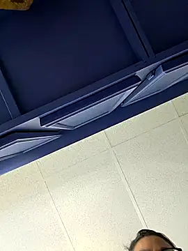 Nikkierosee online show from October 2025 03:43:01 PM