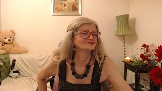 Snapshot of BlairFort chatting on February 2025 08:04:02 PM BlairFort online show from February 2025 08:04:02 PM