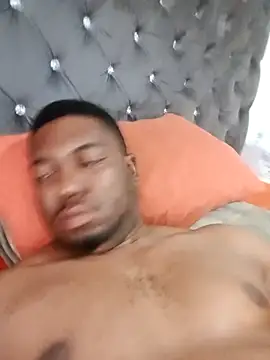 Snapshot of General62 chatting on October 2025 09:19:02 AM General62 online show from October 2025 09:19:02 AM