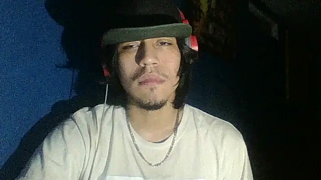 AlexAlejandro13 online show from October 2025 07:29:01 AM