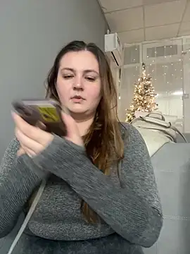 CandyShoopp online show from December 2024 09:08:01 PM