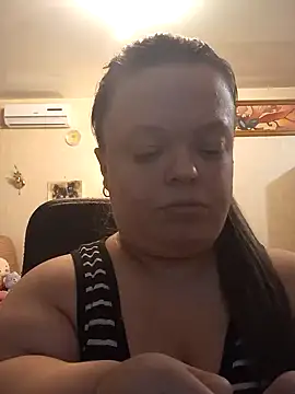 Janiffer MiMi online show from January 2025 03:03:01 PM