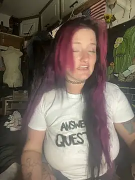 Snapshot of 1-800-FUCKYOU chatting on December 2024 11:14:01 PM 1-800-FUCKYOU online show from December 2024 11:14:01 PM