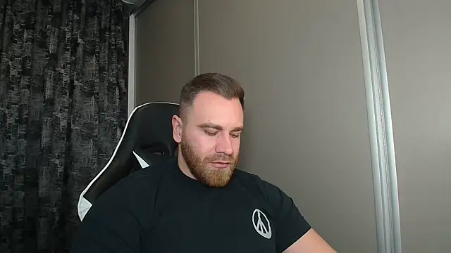 Thori92 online show from November 2025 02:17:02 PM