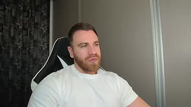 Thori92 online show from February 2026 05:16:02 PM