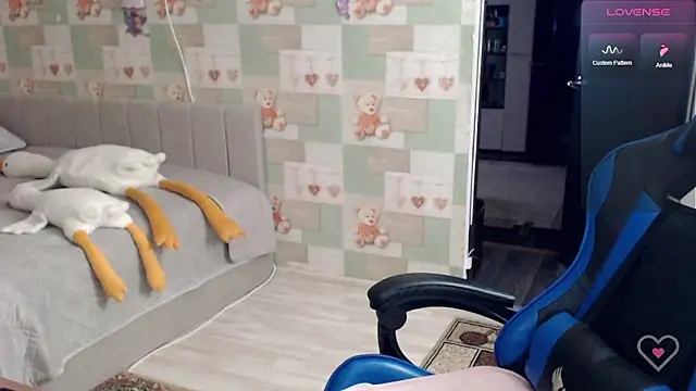 Korolek12 online show from February 2026 04:44:02 AM